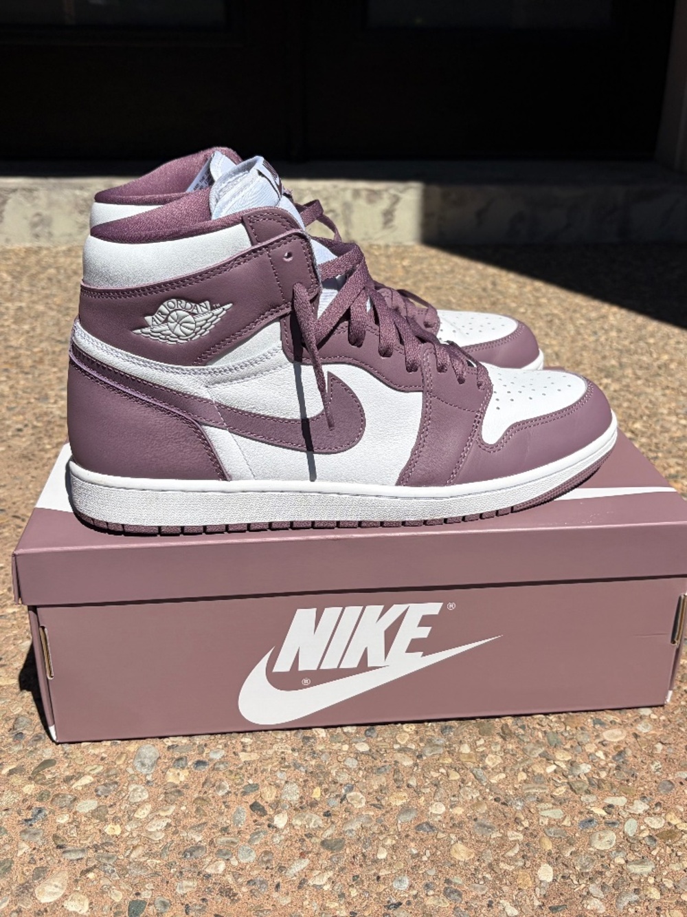 Jordan 1 Retro High OG Mauve
